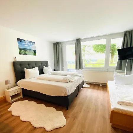 Schoenblick Apartament *