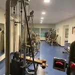 Schoenblick Inklusive Hallenbad, Sauna, Aussenpool & Fitnessstudio, Familienfreundlich Ausgestattet, Grosses 2-zimmer-apartment Apartman